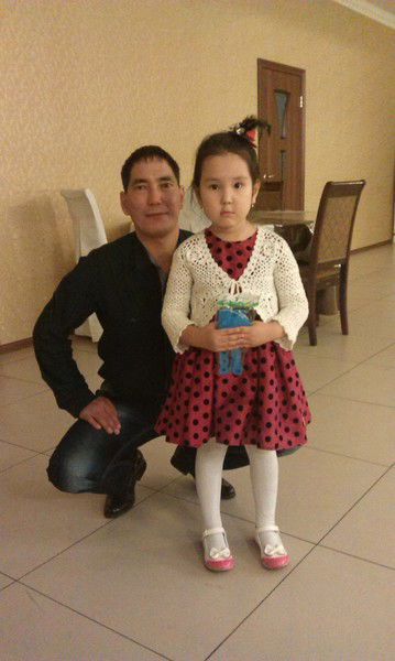 Асхат Аманжолов