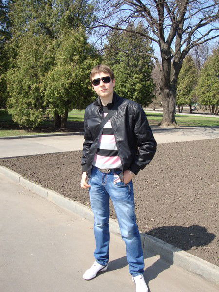 Дмитрий Романов