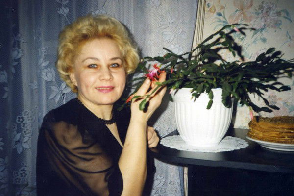 Евгения Тишинская