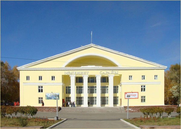 Директор Дворец