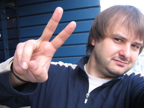 Алексей Тихонов