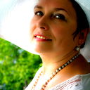 Елена Леонова