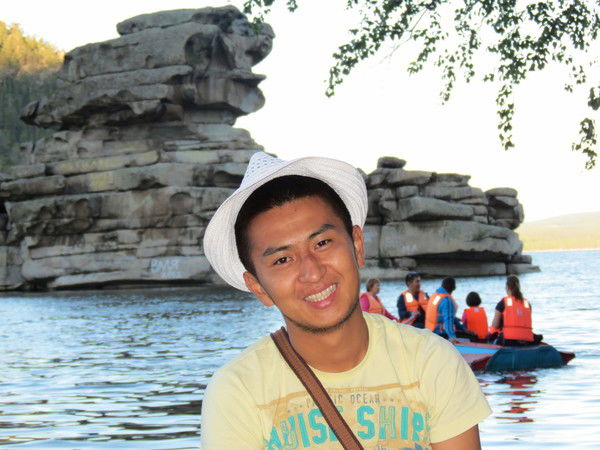 Азамат Бапанов