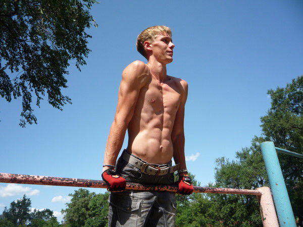 Роман Степаненко