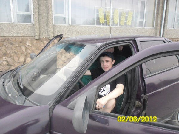 Антон Мелкозёров