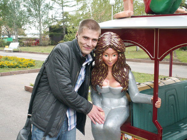 Дмитрий Суровцев