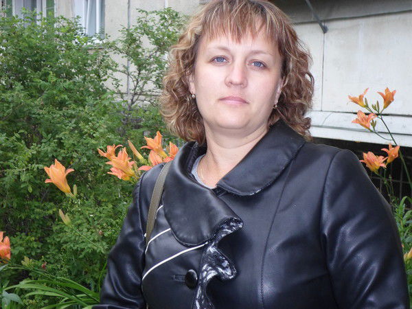 Юля Панина-Дирий