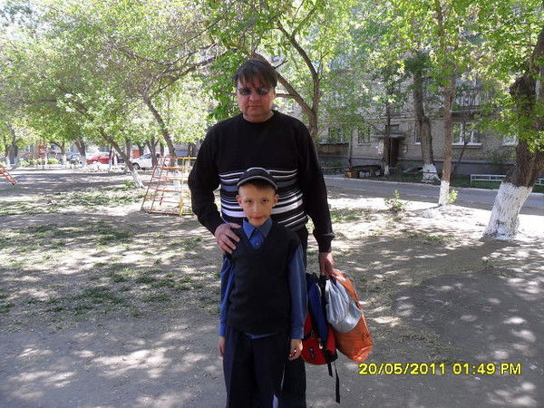 Игорь Суриков