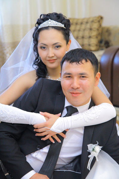 Даулет И Айнура Азиевы