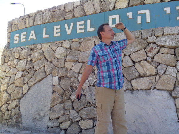 Дмитрий Емельянов