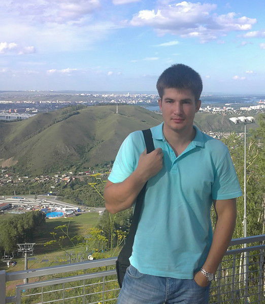 Толя Бессонов