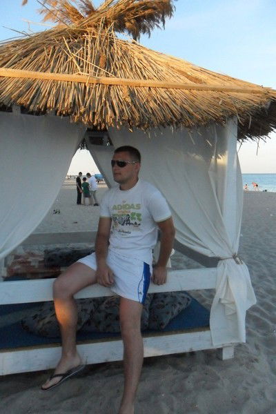 Коля Карабец