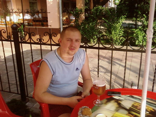 Йовжи Карапа