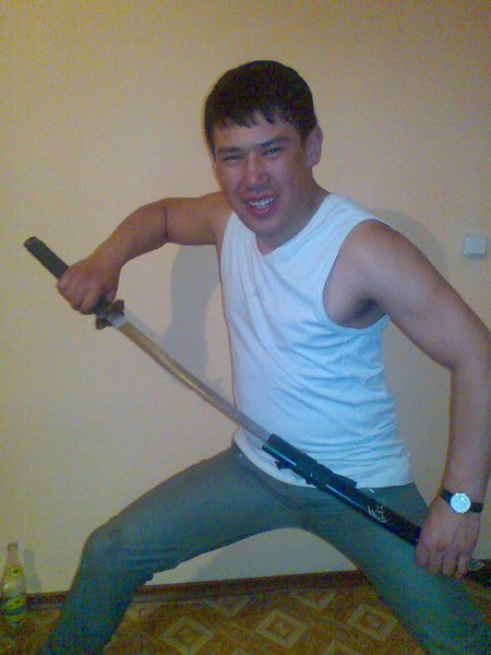 Ерлан И Гульжан Тасыбаевы