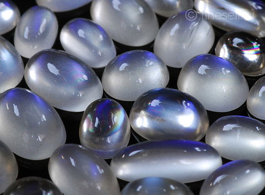 Лунный Камень...