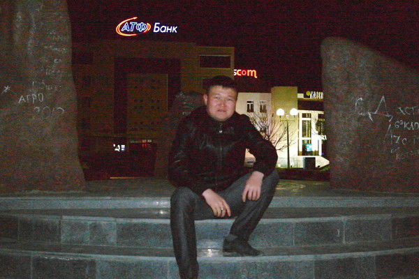 Айбек Койшин