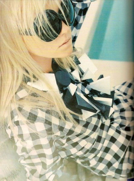 Оленька Ситникова