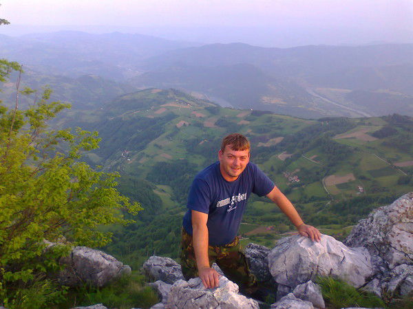 Александар Станошеви