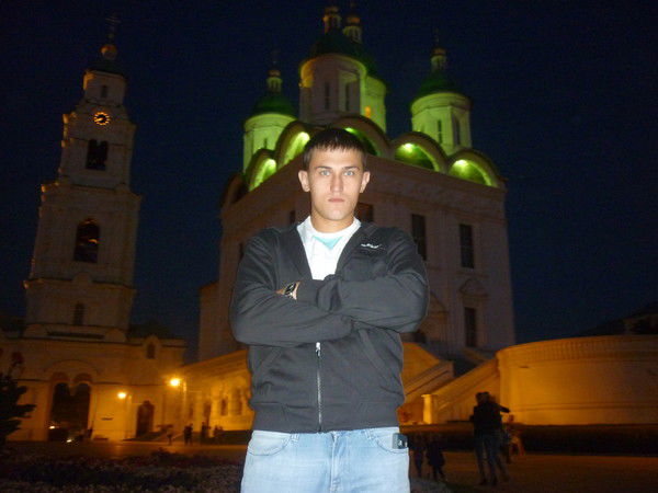 Максим Колыванов