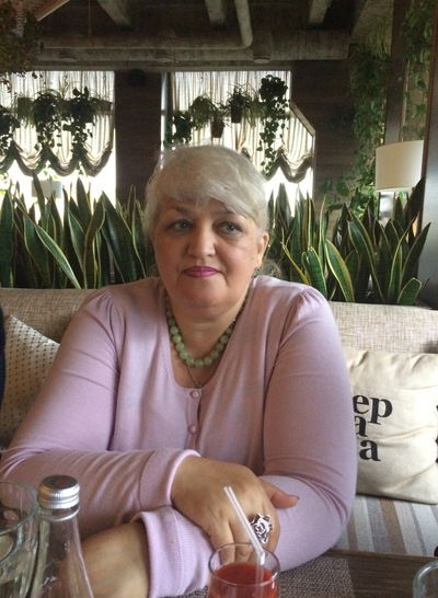 Елена Калмыкова