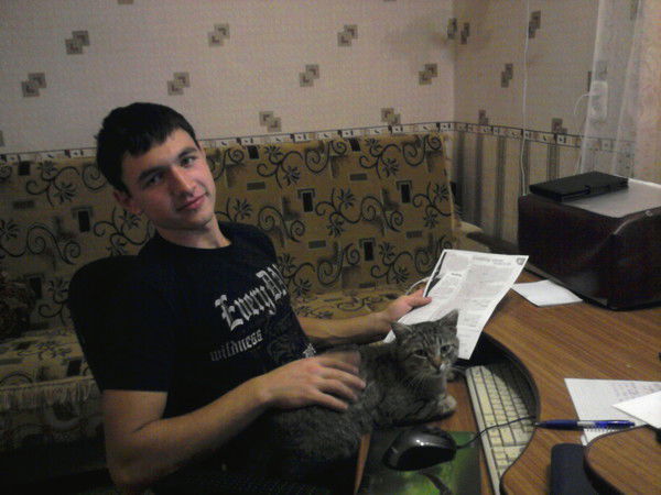 Антон Куземцев