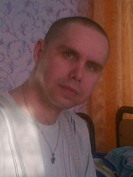 Руслан Костин