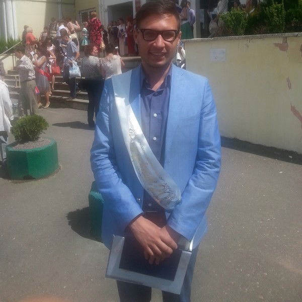 Максим Долгих