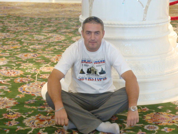 Игорь Ходин