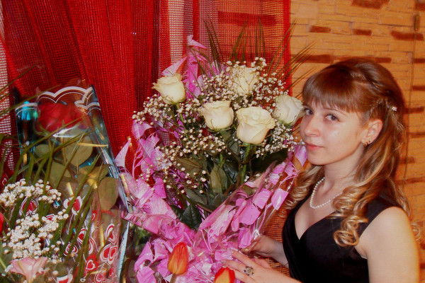 Юлечка Тихонова