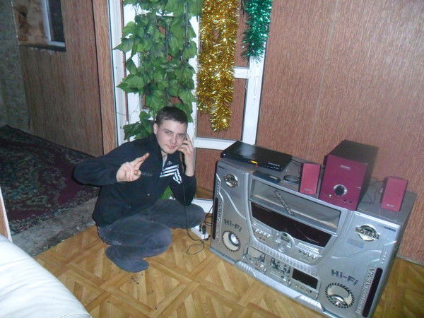 Анатолий Толстенко