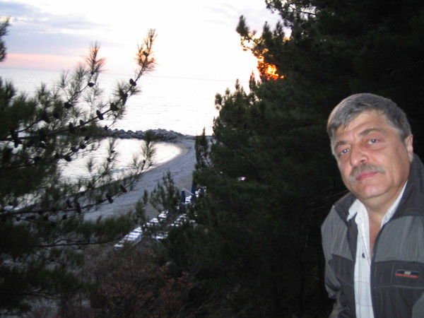 Александр Пазюра