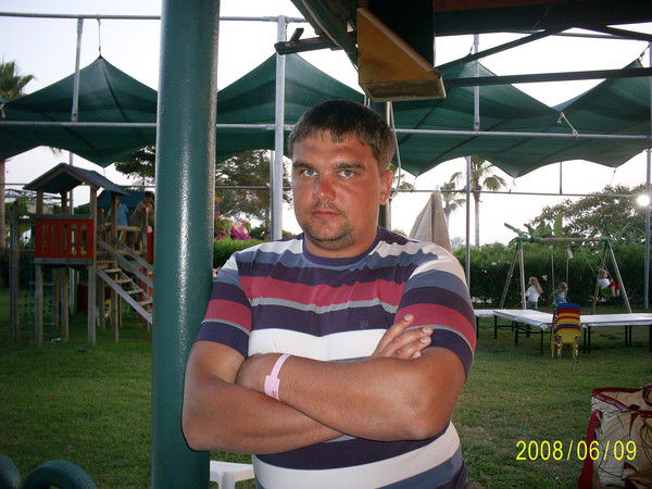 Виктор Михайлов