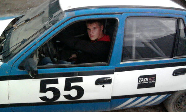 Женя Синяков