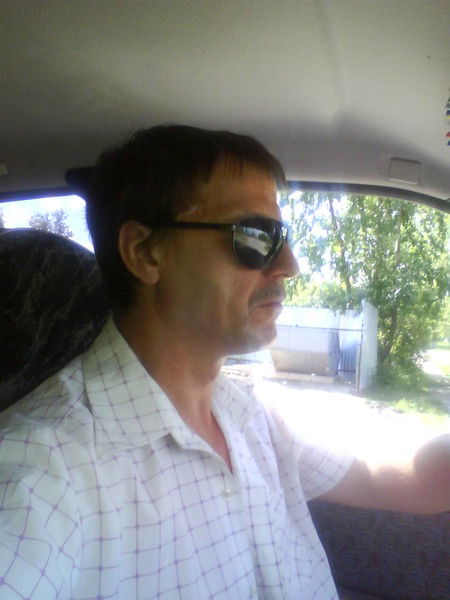 Александр Волков