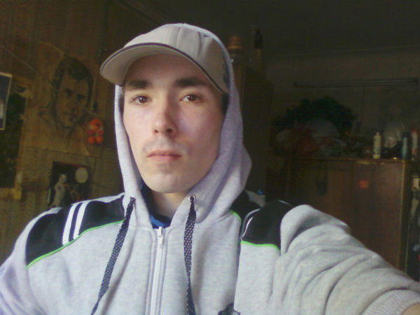 Санёчек Ларионов