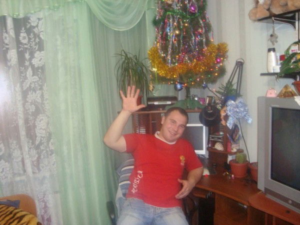 Александр Черных