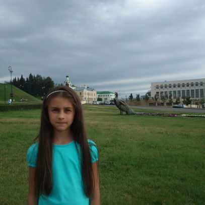 Элиса Любченко