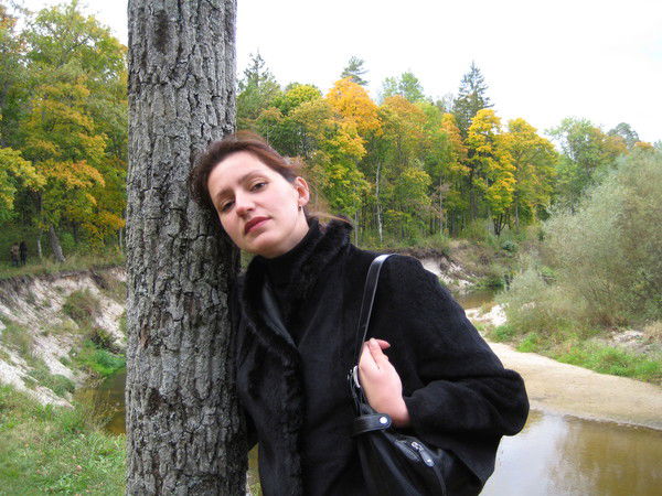 Карина Попова