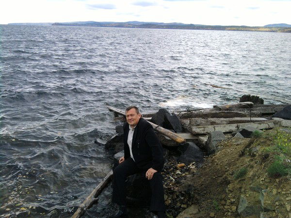 Владимир Анохов