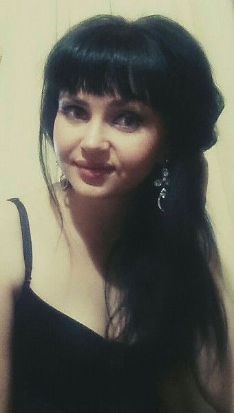 Юля Макарова