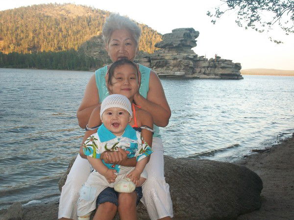 Светлана Жалбаторова