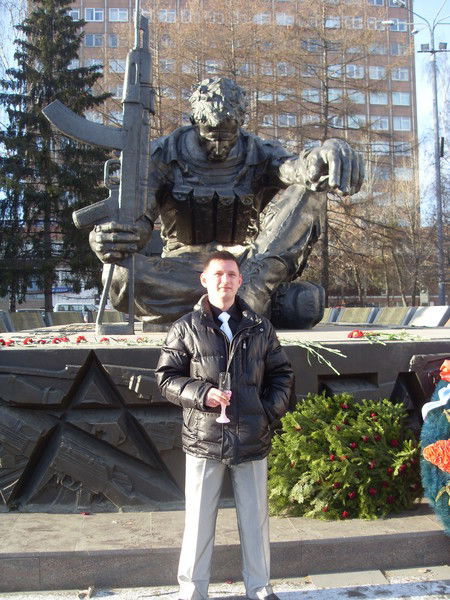 Антон Захаров