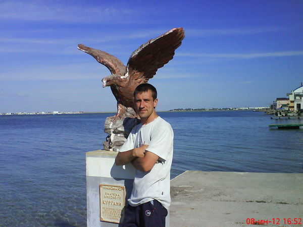 Анатолий Ларин