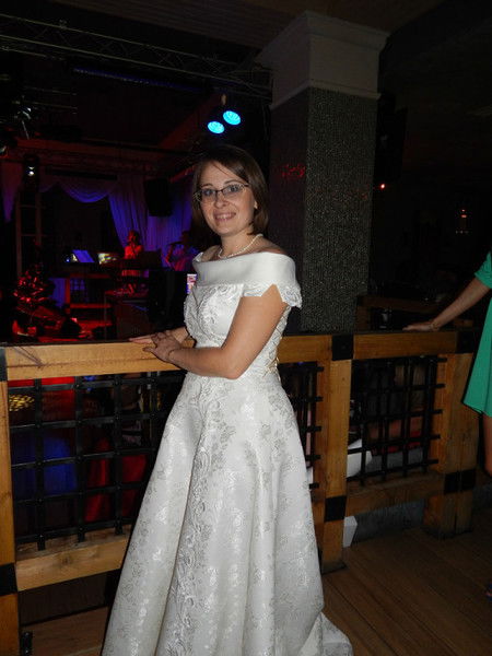 Лена Снегирева