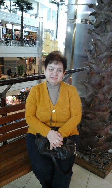 Элина Искендерова