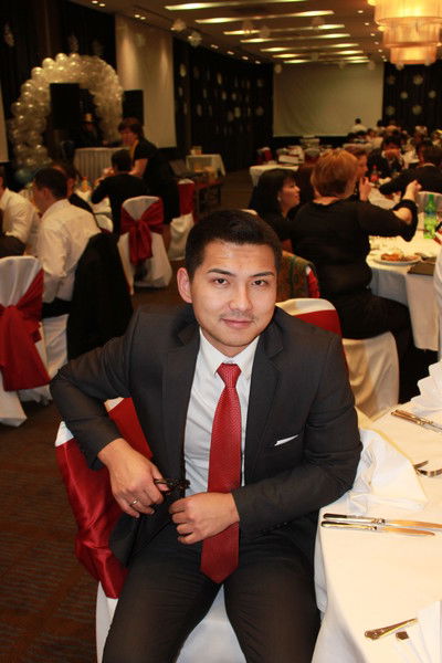 Алибек Ауэзов