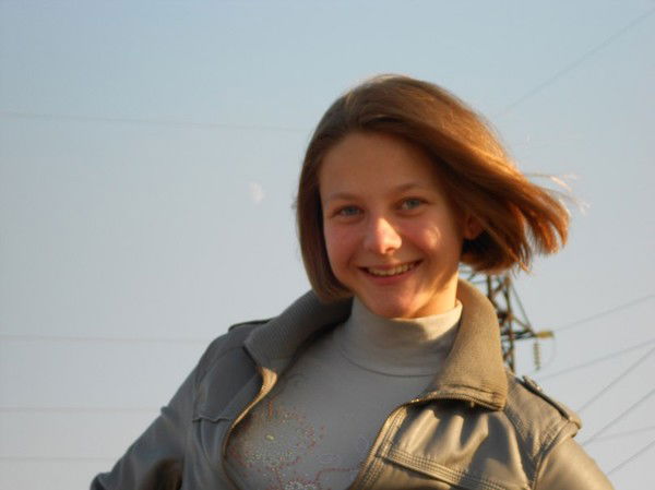 Анютка Поднебенная