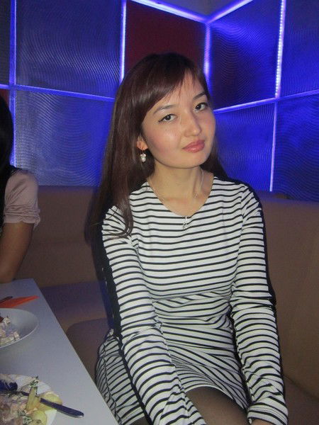 Молдир Есенбекова