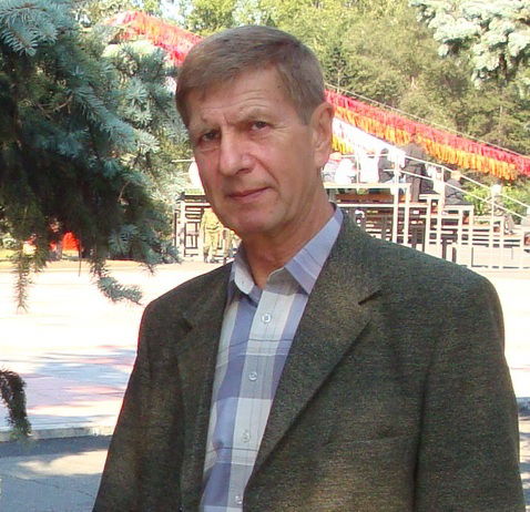 Владимир Ростов