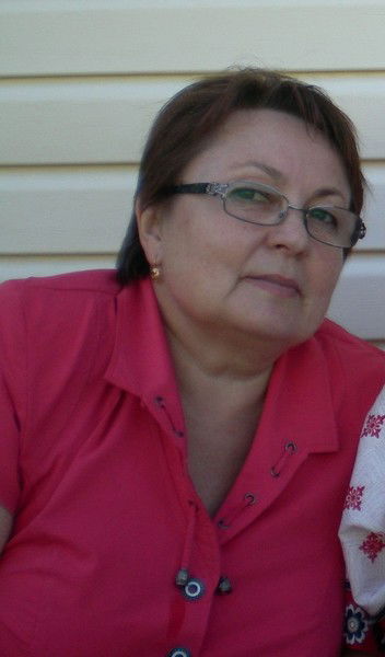 Нина Курапова